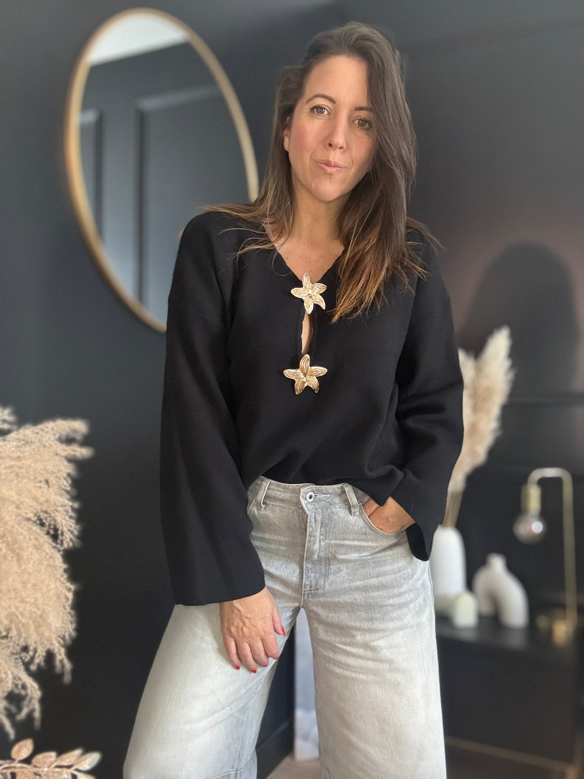 Pull noir étoiles dorées LADY