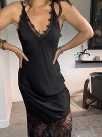 Robe noire KIM