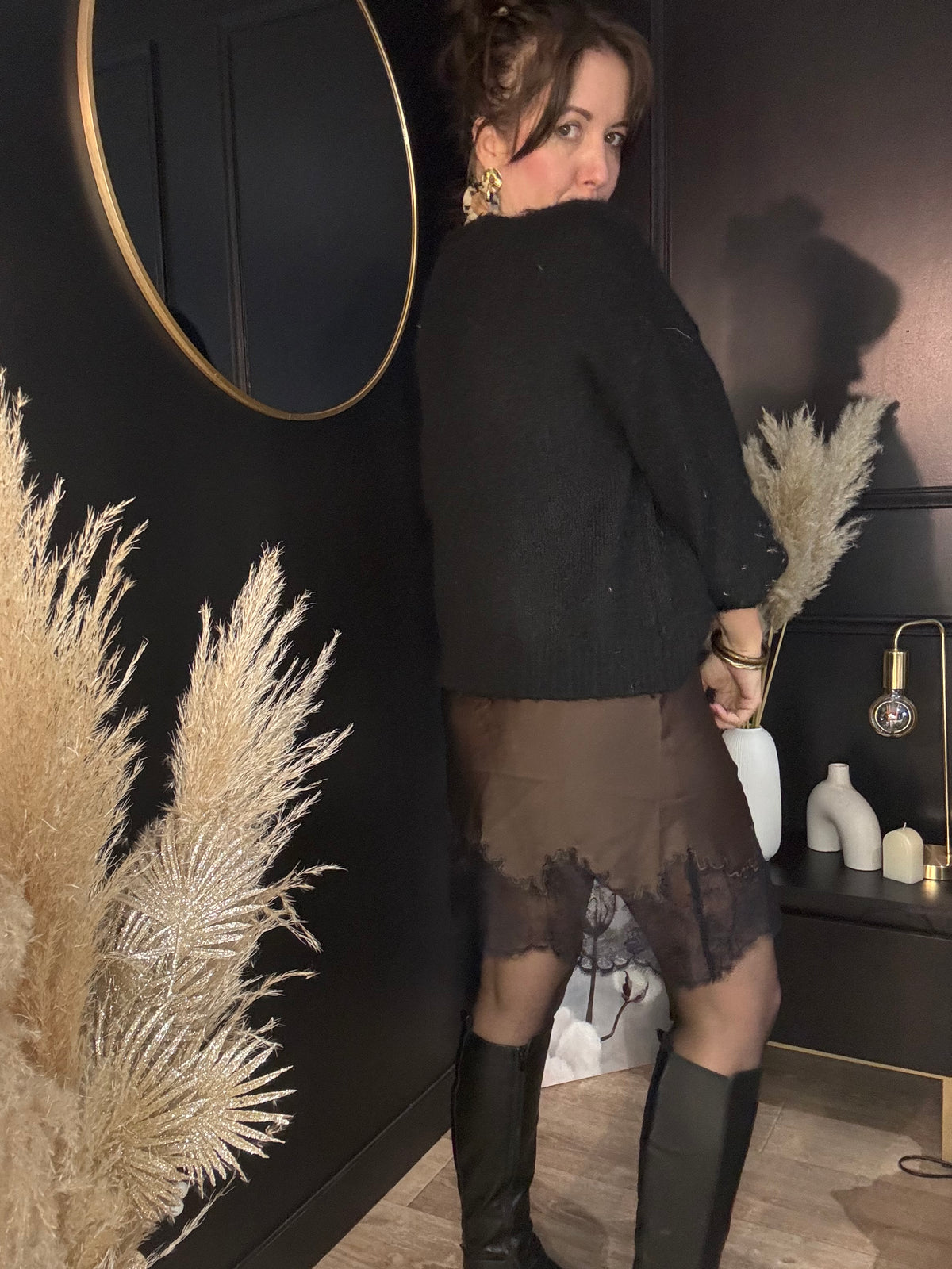 Jupe courte dentelle chocolat NATHACHA