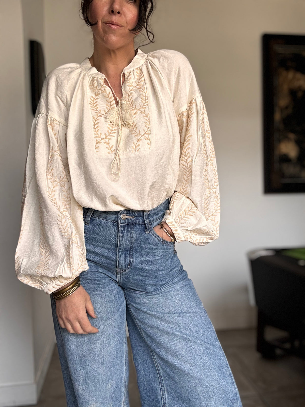 Blouse écru brodé beige MARY