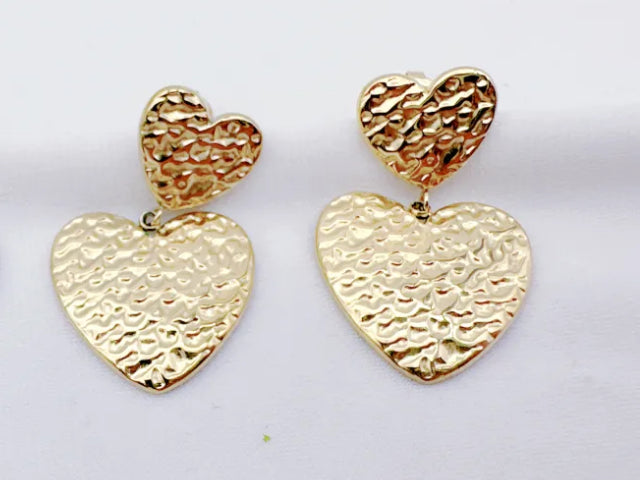 Boucle d'oreille LOVE en acier inoxydable