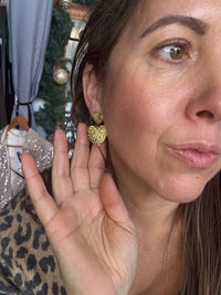 Boucle d'oreille LOVE en acier inoxydable