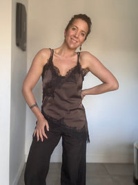 Top asymétrique dentelle chocolat NATHACHA