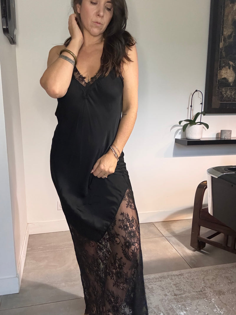 Robe noire KIM