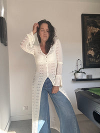 Pull long dentelle HIPPIE blanc