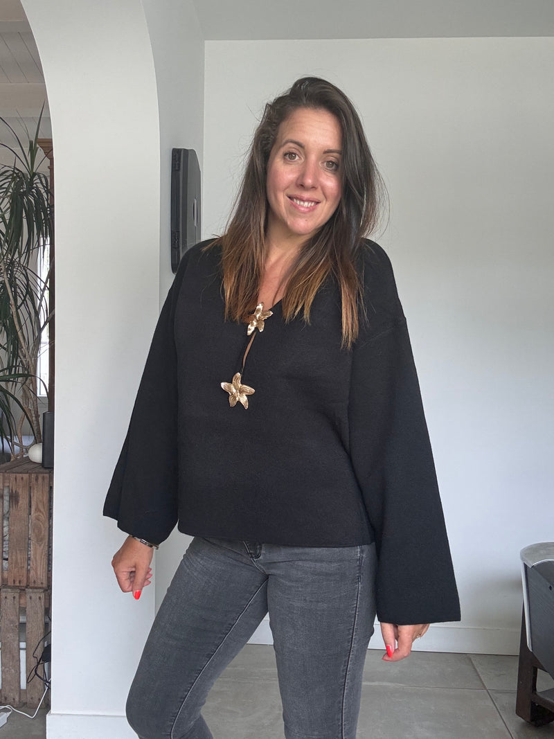 Pull noir étoiles dorées LADY