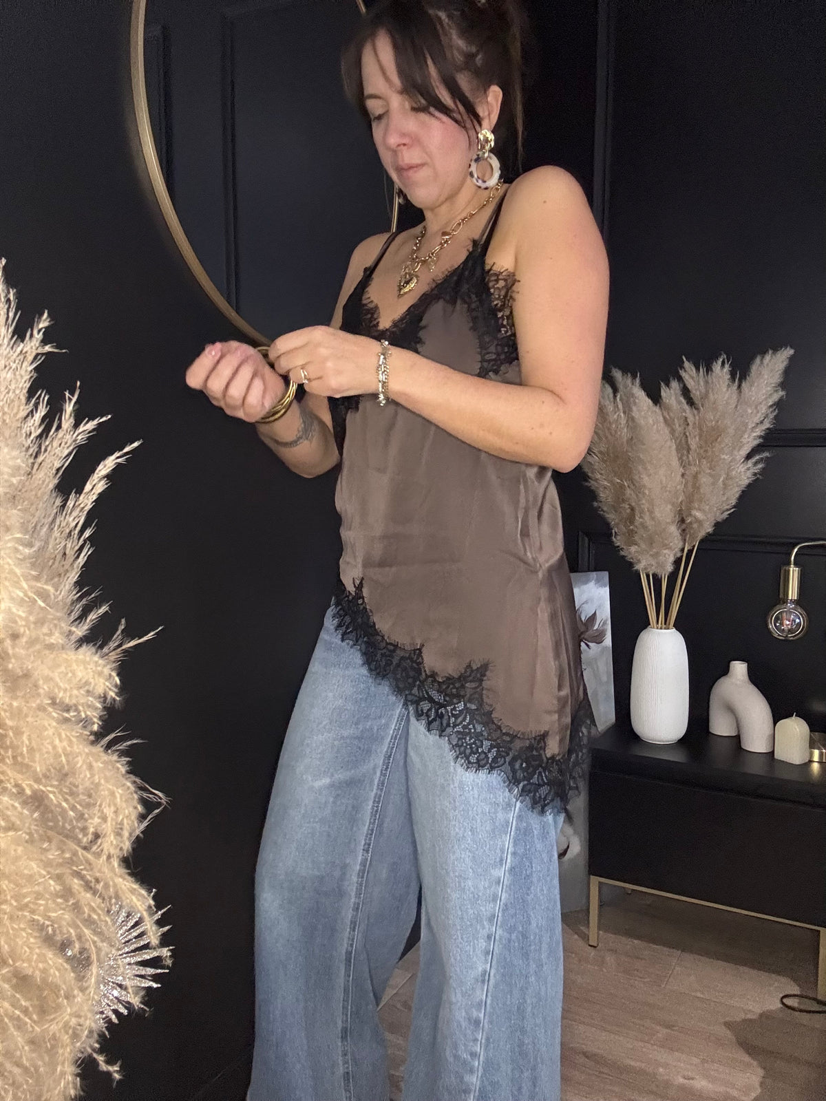 Top asymétrique dentelle chocolat NATHACHA