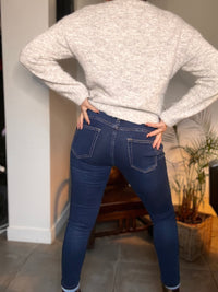 Jean push-up bleu foncé EVAN