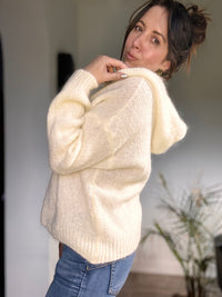 Pull à capuche blanc WENDY