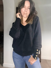 Pull LOU noir détails manches