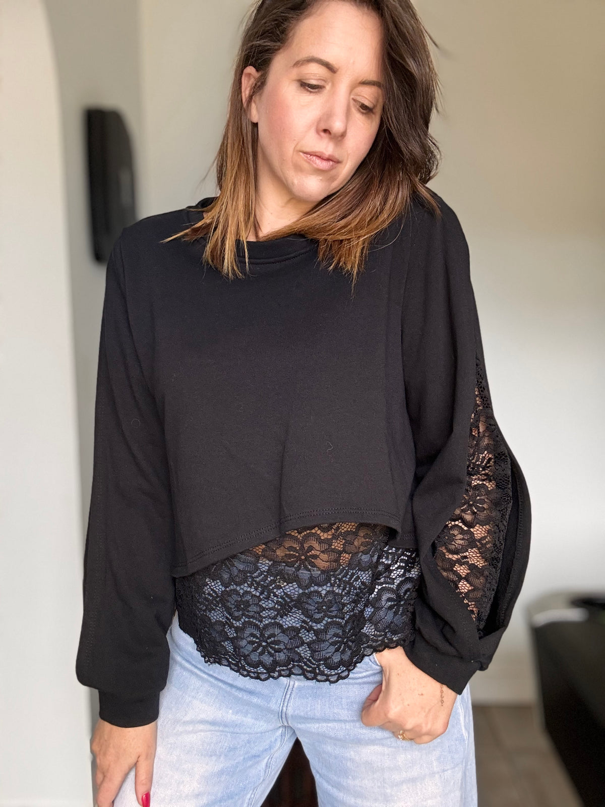 Sweat noir dentelle GABI