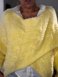 Pull jaune asymétrique MAYA